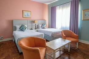 Montclair Hotel & Casino