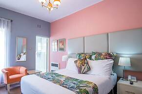 Montclair Hotel & Casino