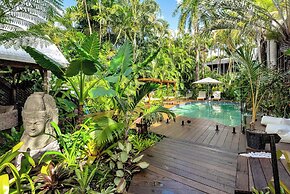 The Palms at Palm Cove