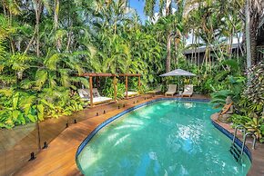 The Palms at Palm Cove
