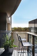 Tyrian Serviced Apartments - Albert Park Lake