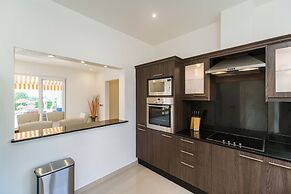 Luxury Pool Villa 604