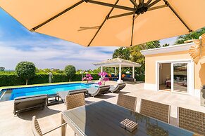 Luxury Pool Villa 604