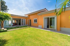 Luxury Pool Villa 604