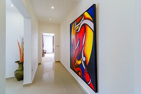 Luxury Pool Villa 604