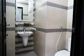 Hanoi Blue Hotel - The Water Front