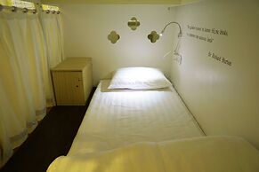 BaobaBed Hostel Chinatown, Yangon