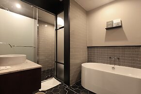 Brown Dot Hotel Yangjeong