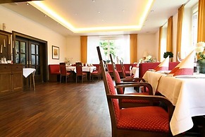 Hotel Rheinischer Hof