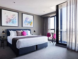 The Chen Melbourne - Art Series