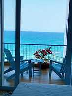 Blue Anchor Lodge & Cafe-Binh Ba Island