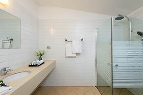 Erettz Dafna Travel Hotel