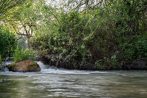 Erettz Dafna Travel Hotel