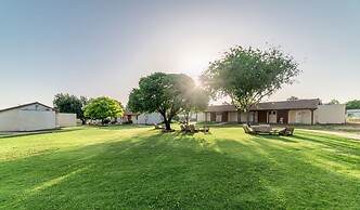 Erettz Dafna Travel Hotel