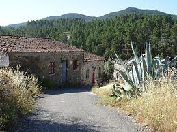 Palheiros da Ribeira