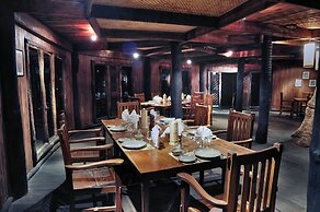 Pugdundee Safaris- Tree House Hideaway