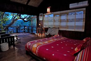 Pugdundee Safaris- Tree House Hideaway