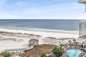 Pelican Beach Resort by Colasan