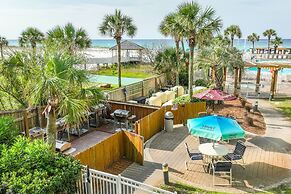 Pelican Beach Resort by Colasan