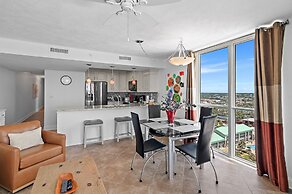 Pelican Beach Resort by Colasan