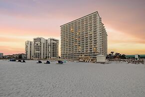Pelican Beach Resort by Colasan