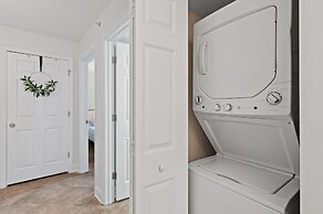 Pelican Beach Resort by Colasan