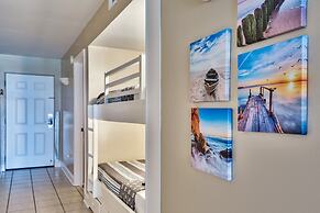 Pelican Beach Resort by Colasan