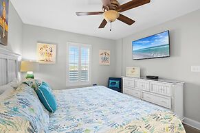 Pelican Beach Resort by Colasan