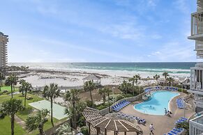 Pelican Beach Resort by Colasan