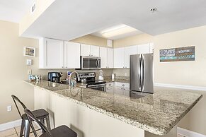 Pelican Beach Resort by Colasan