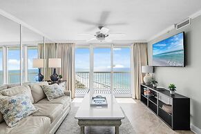Pelican Beach Resort by Colasan
