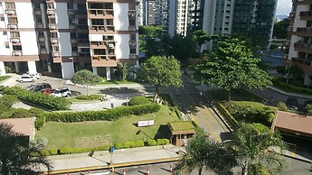Flat Praia Barra da Tijuca Beach