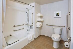 Hampton Inn & Suites Sacramento at Csus
