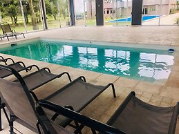 Howard Johnson by Wyndham San Francisco Resort & Conv Center