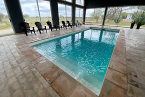 Howard Johnson by Wyndham San Francisco Resort & Conv Center