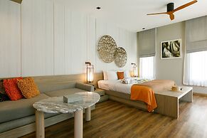 De Malee Pool Villas