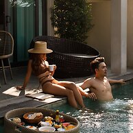 De Malee Pool Villas