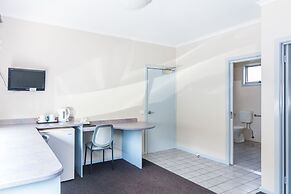 Merimbula Lakeview Hotel