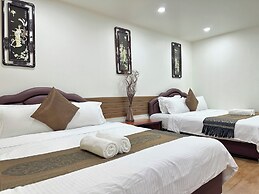 Longzhu Guesthouse