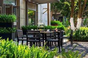 Howard Johnson Tropical Garden Plaza Kunming