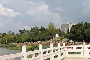 Howard Johnson Tropical Garden Plaza Kunming