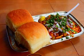 OYO 8685 Hotel Stayland