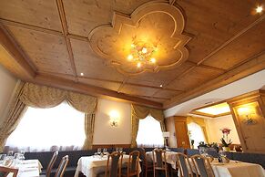 Hotel Fanes Suite e SPA