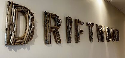 Driftwood Inn