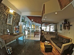 Las Avutardas Hosteria