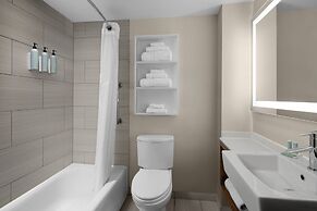 Courtyard by Marriott New York World Trade Center Area