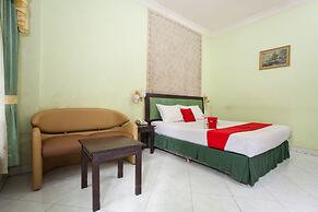 RedDoorz near Juanda International Airport