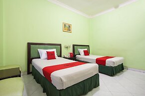 RedDoorz near Juanda International Airport