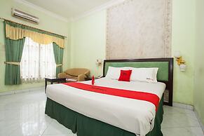 RedDoorz near Juanda International Airport