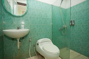 RedDoorz near Juanda International Airport